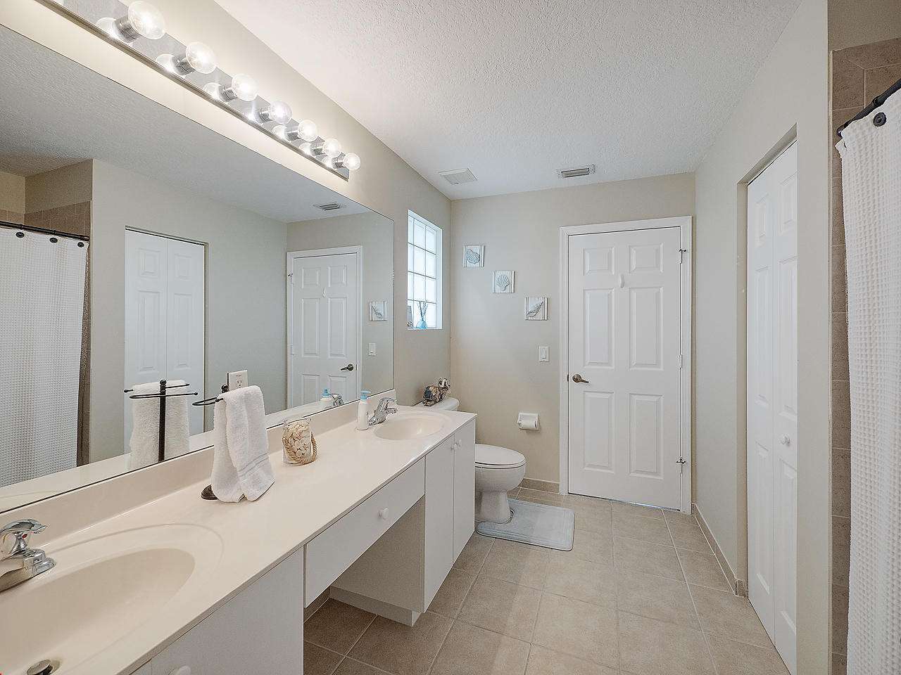 509 Alejandro Lane West Palm Beach, FL 33413 - Photo 10 of 13 010 copy
