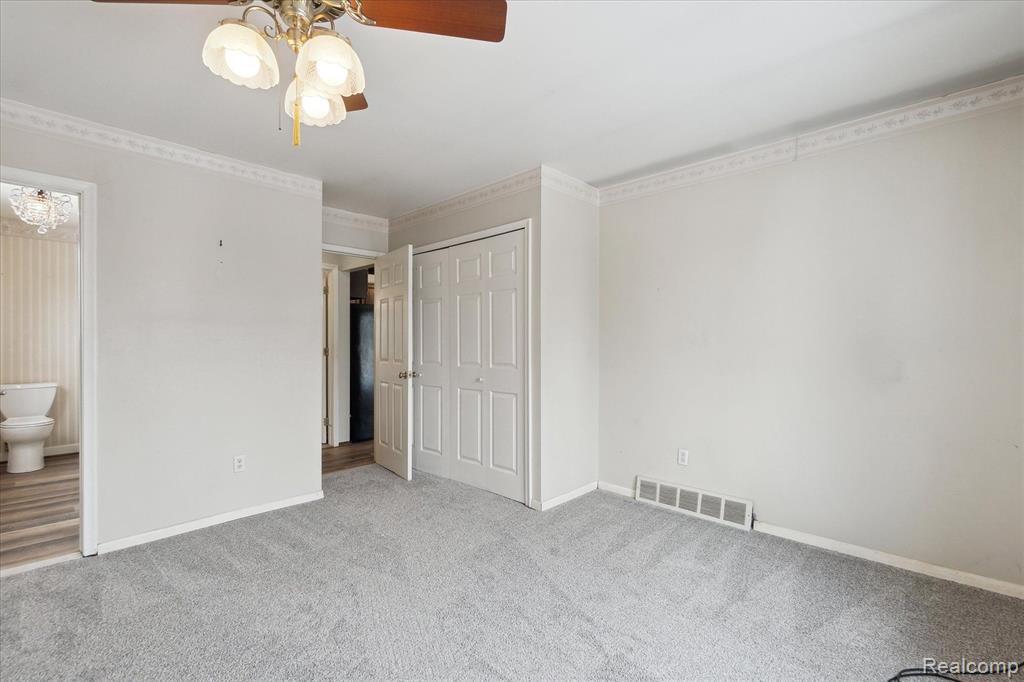 4360 North Latson Road Howell, MI 48855 - Photo 20 of 33