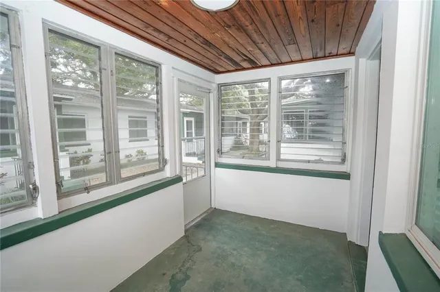 $1,750 | 2001 Doctor Martin Luther King Junior Street North, Unit 1, St. Petersburg, FL 33704