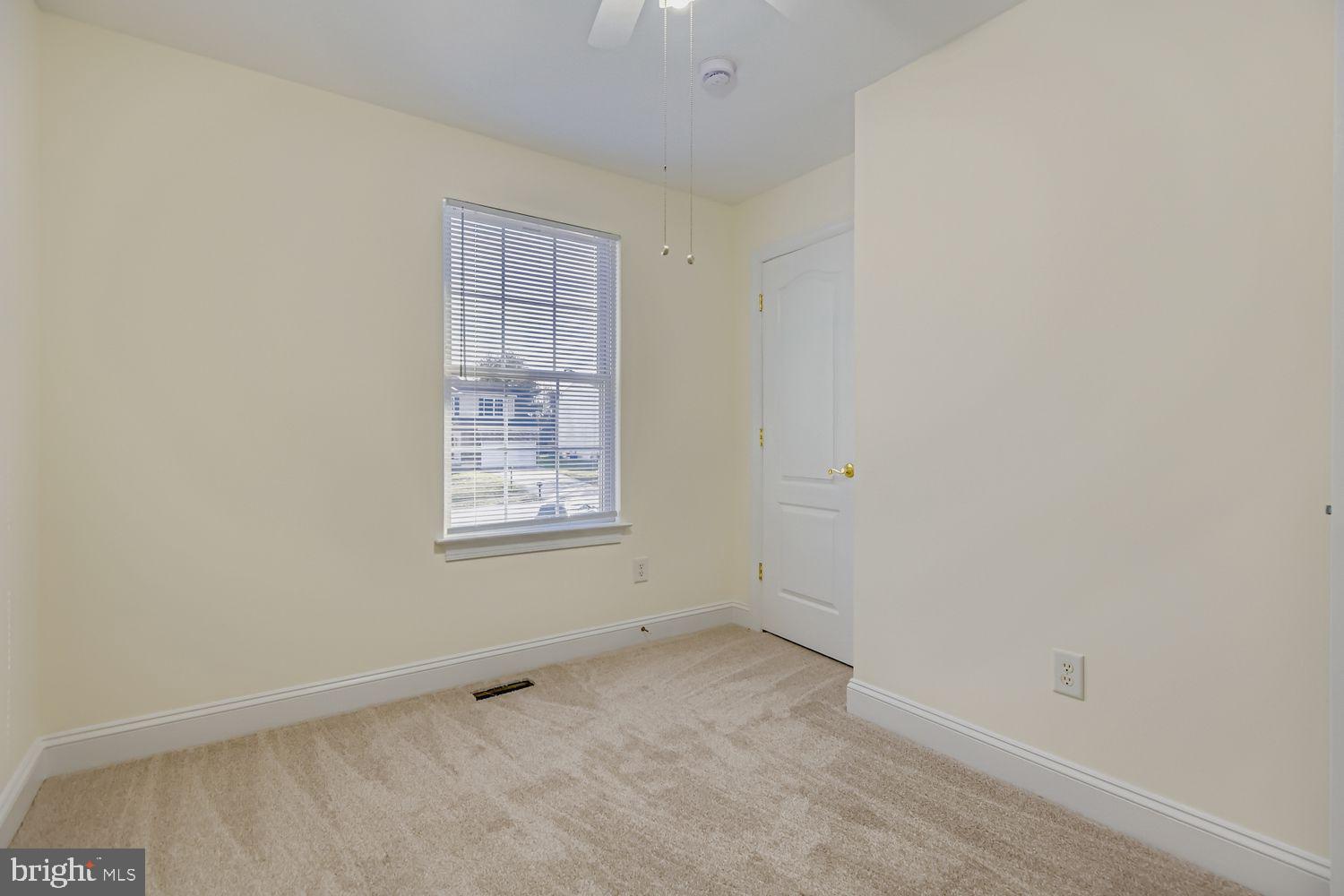 2218 Retreat Court Edgewood, MD 21040 - Photo 18 of 29 an empty room with windows