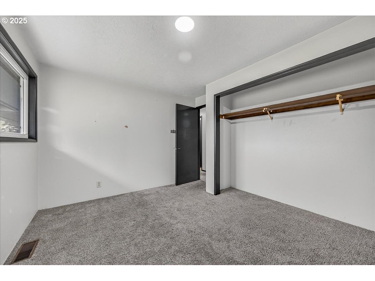 57827 South Bachelor Flat Road Warren, OR 97053 - Photo 35 of 38 a view of an empty room