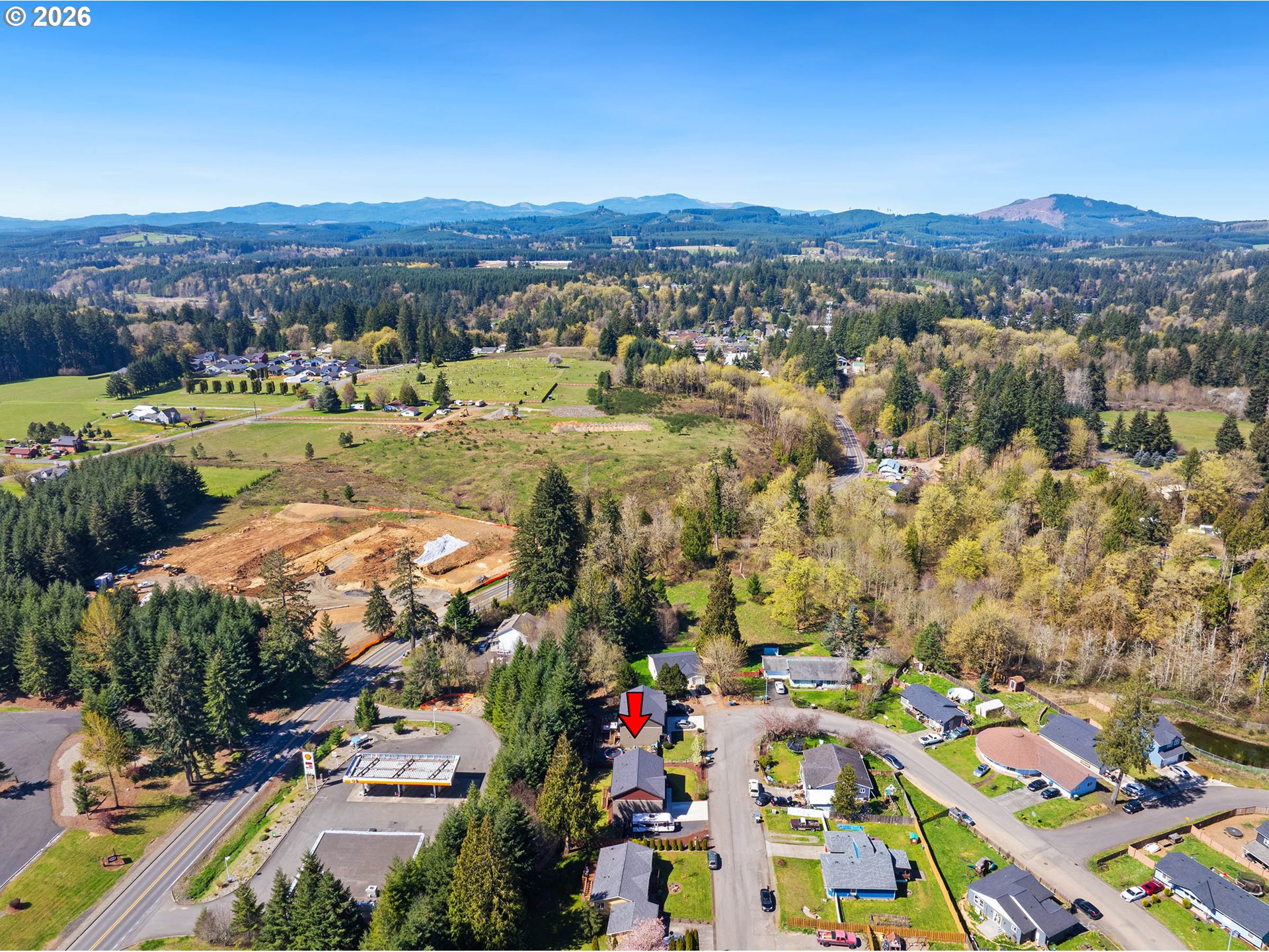 204 St Helens Way Winlock, WA 98596 - Photo 39 of 42 a view of city and mountain