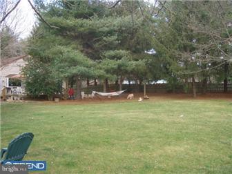 326 Fish Pond Road Glassboro, NJ 08028 - Photo 3 of 12 Exterior Back