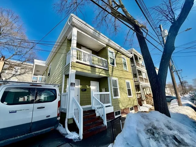 $2,600 | 199 Eutaw Avenue, Unit 1, Lynn, MA 01902