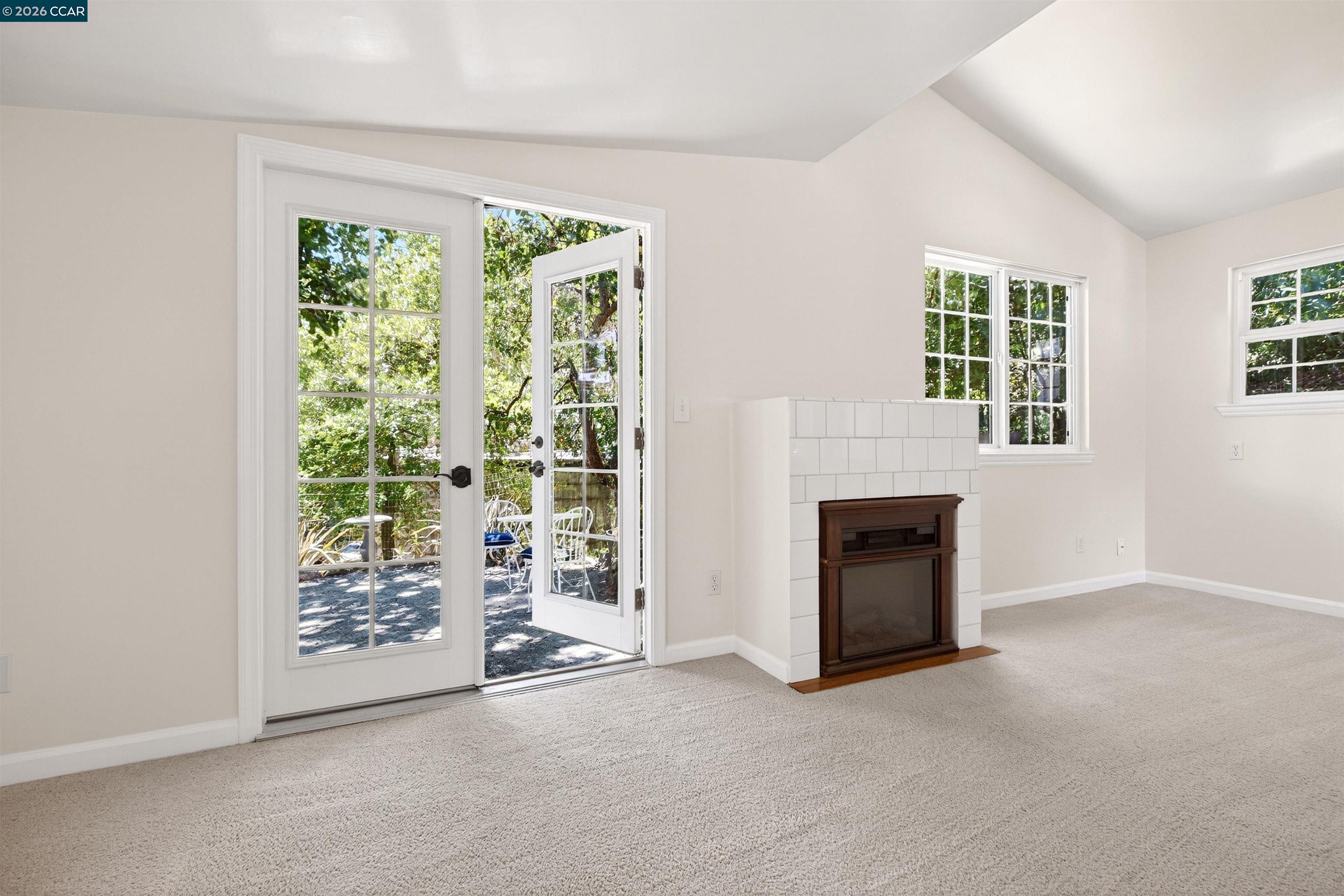16 El Rincon Orinda, CA 94563 - Photo 9 of 22