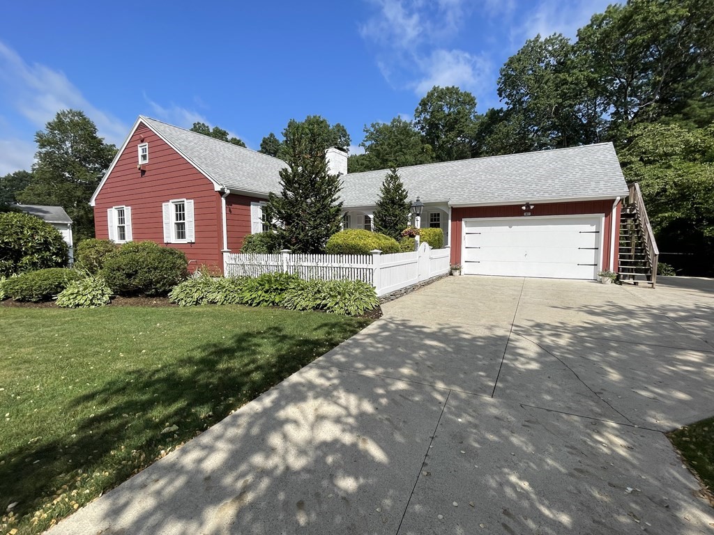 61 Norgate Road Attleboro, MA 02703 - Photo 1 of 42 Gallery Image 1
