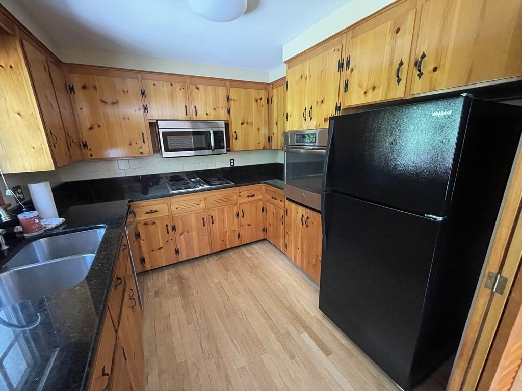 61 Norgate Road Attleboro, MA 02703 - Photo 13 of 42 Gallery Image 13