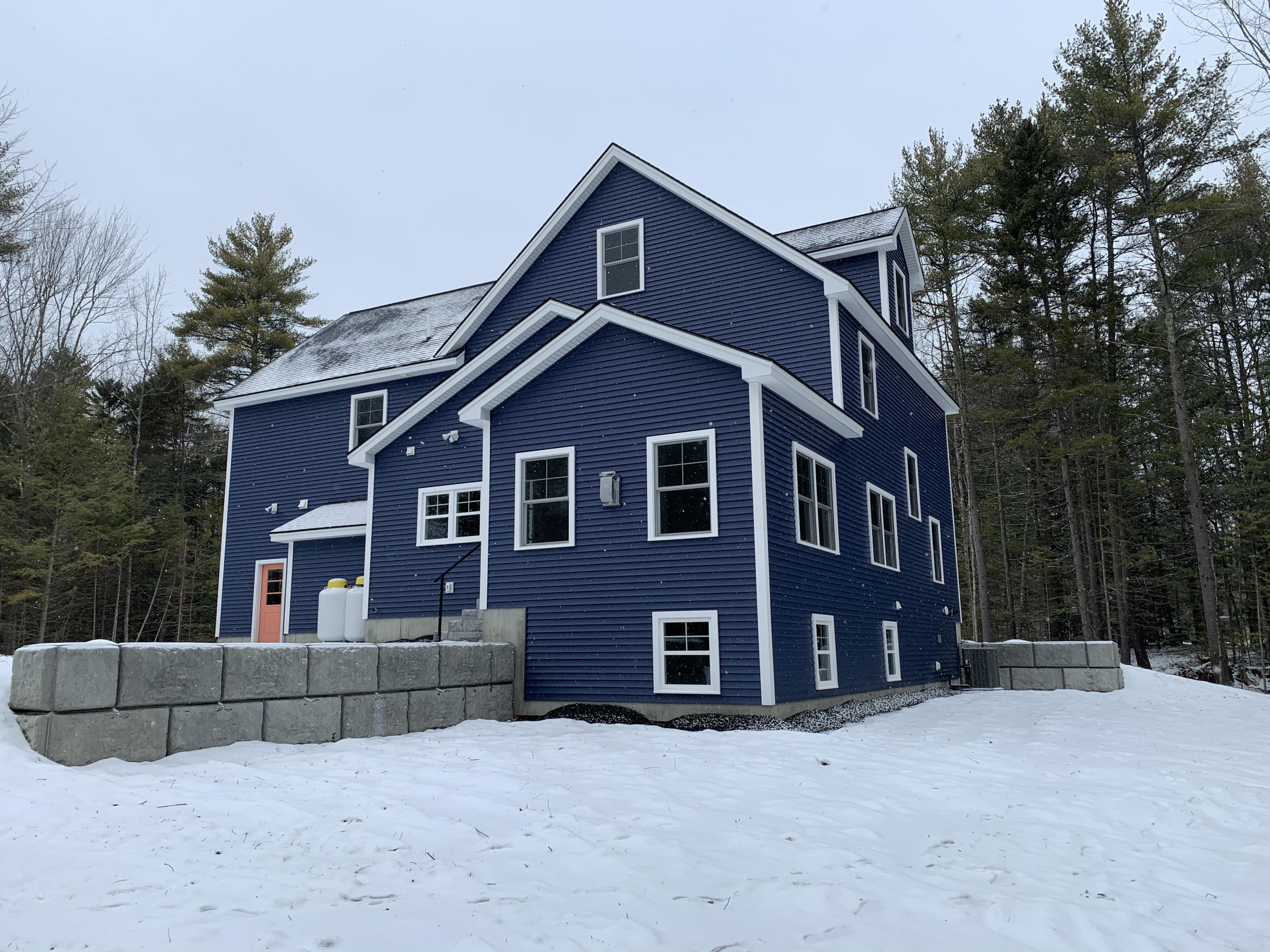18 Fenderson Road Saco, ME 04072 - Photo 2 of 43 IMG_0292