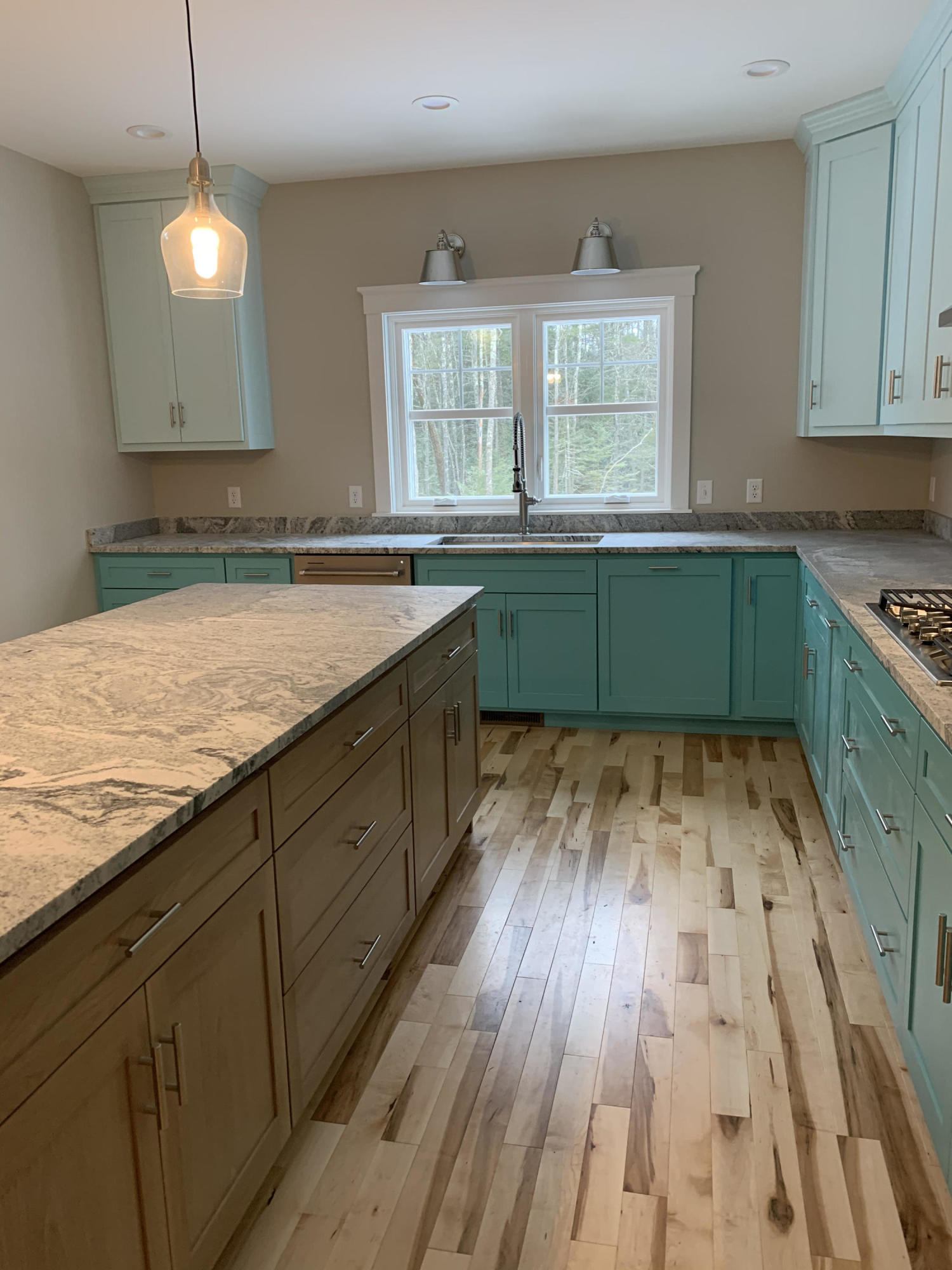 18 Fenderson Road Saco, ME 04072 - Photo 6 of 43 IMG_0273