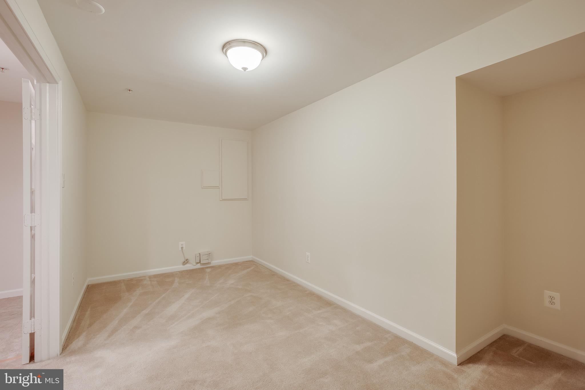 12330 Eugenes Prospect Drive Bowie, MD 20720 - Photo 37 of 49