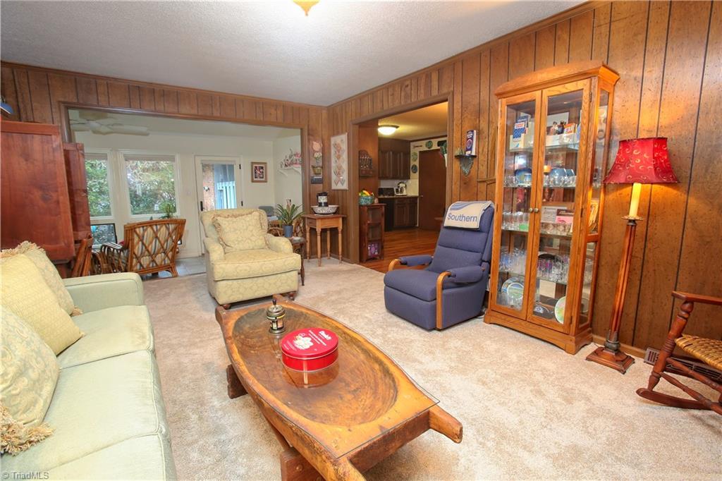701 Ragsdale Road Jamestown, NC 27282 - Photo 11 of 25 Gallery Image 11