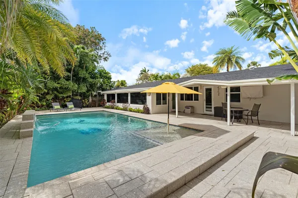 $950,000 | 500 Northeast 28th Drive, Wilton Manors, FL 33334