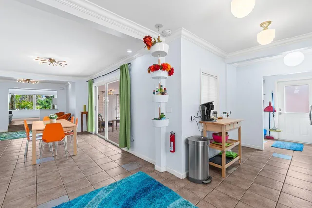 $599,000 | 321 North Lakeside Drive, Lake Worth Beach, FL 33460