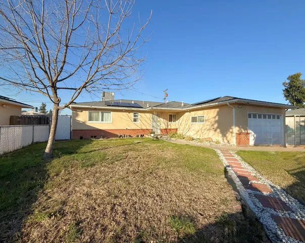 $365,000 | 4045 East Bellaire Way, Fresno, CA 93726