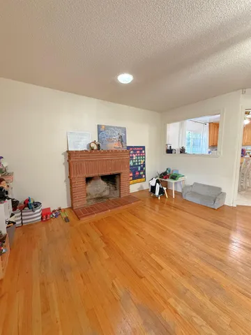 $365,000 | 4045 East Bellaire Way, Fresno, CA 93726