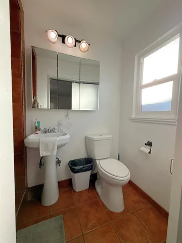 $365,000 | 4045 East Bellaire Way, Fresno, CA 93726