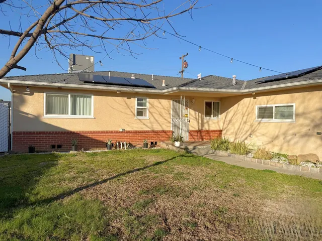 $365,000 | 4045 East Bellaire Way, Fresno, CA 93726