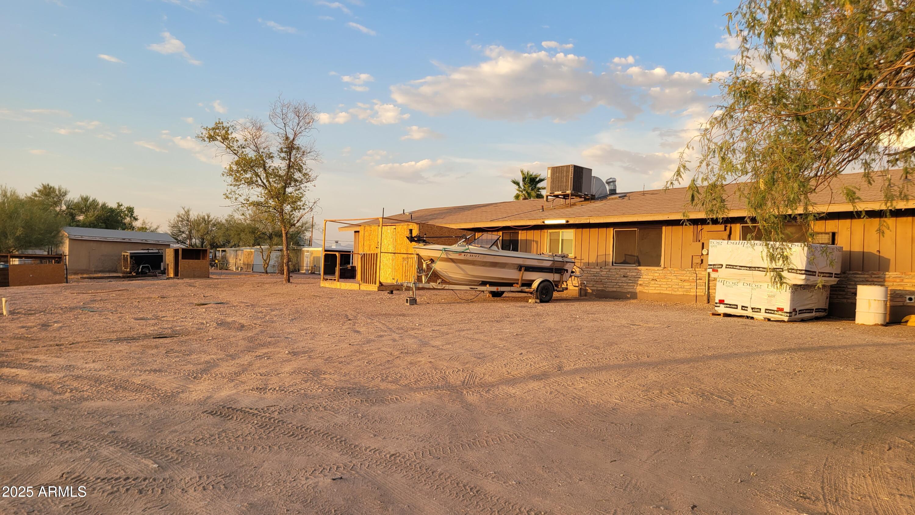 522 South Cortez Road Apache Junction, AZ 85119 - Photo 17 of 48 a view of a car park in front of house