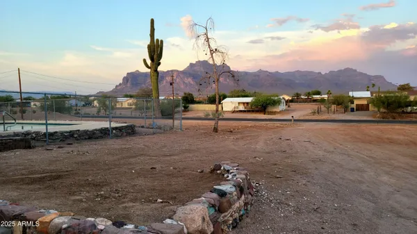 $689,000 | 522 South Cortez Road, Apache Junction, AZ 85119