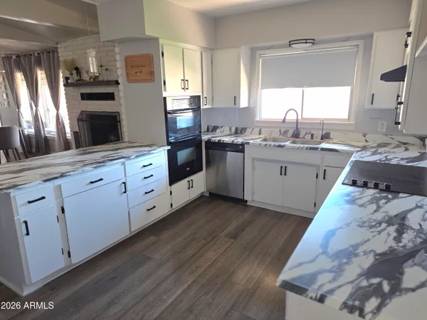 $689,000 | 522 South Cortez Road, Apache Junction, AZ 85119