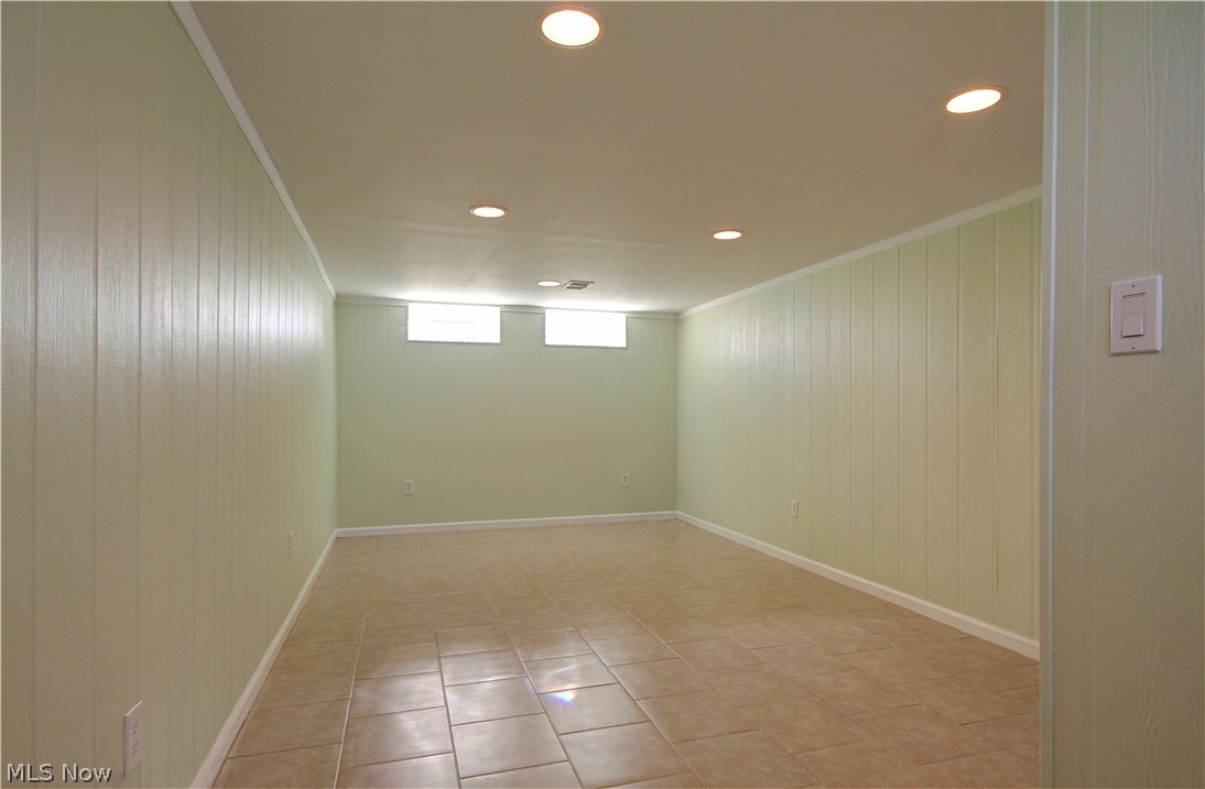 7901 Jameson Road Parma, OH 44129 - Photo 18 of 30