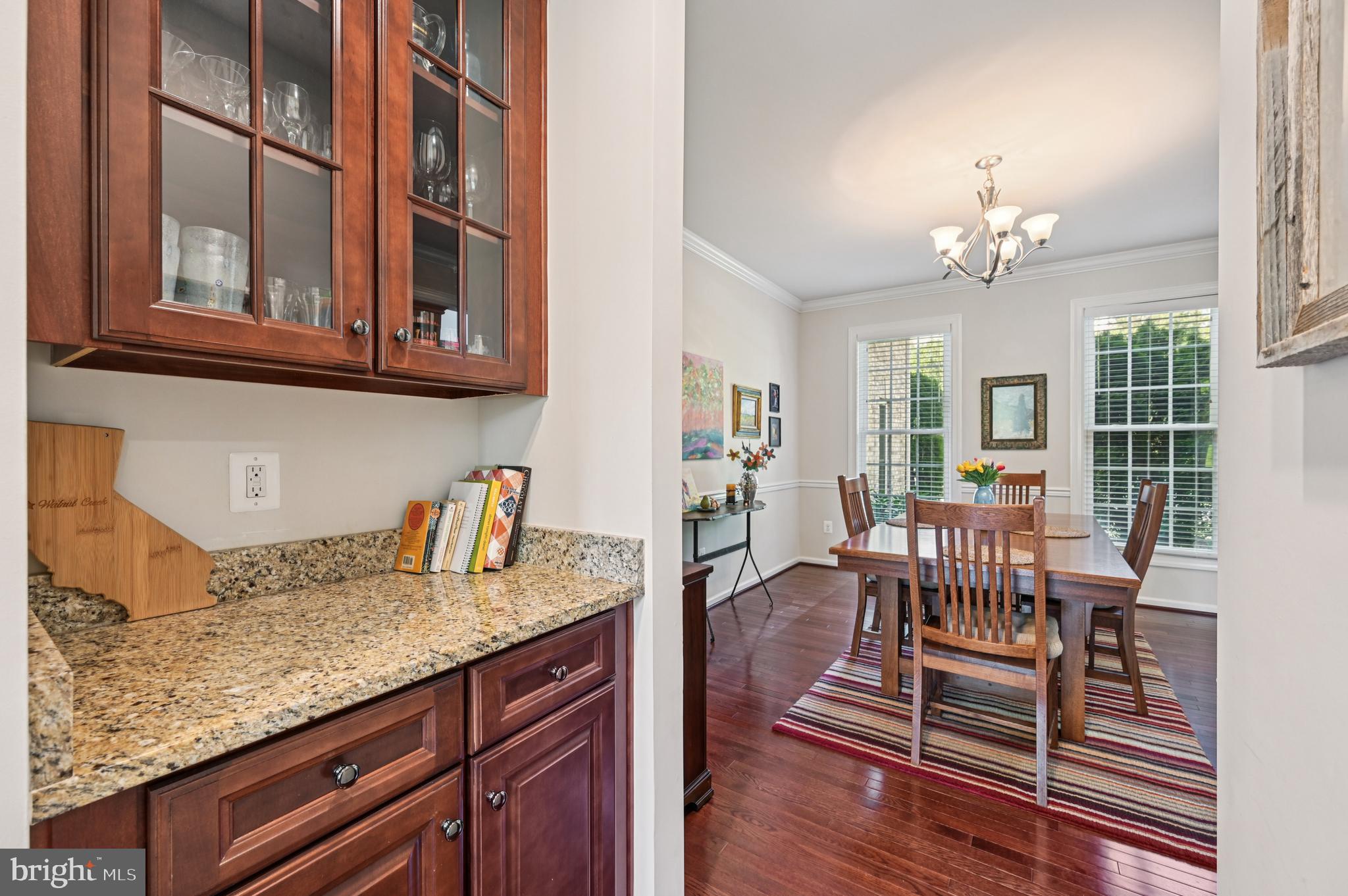 4884 Castlebridge Road Ellicott City, MD 21042 - Photo 26 of 130