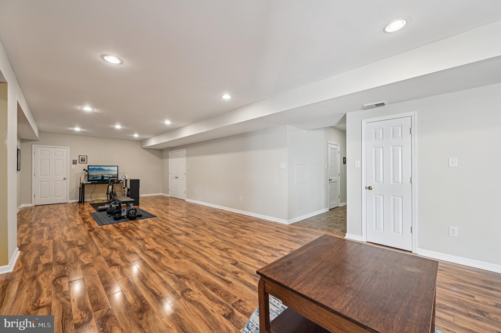 4884 Castlebridge Road Ellicott City, MD 21042 - Photo 47 of 130