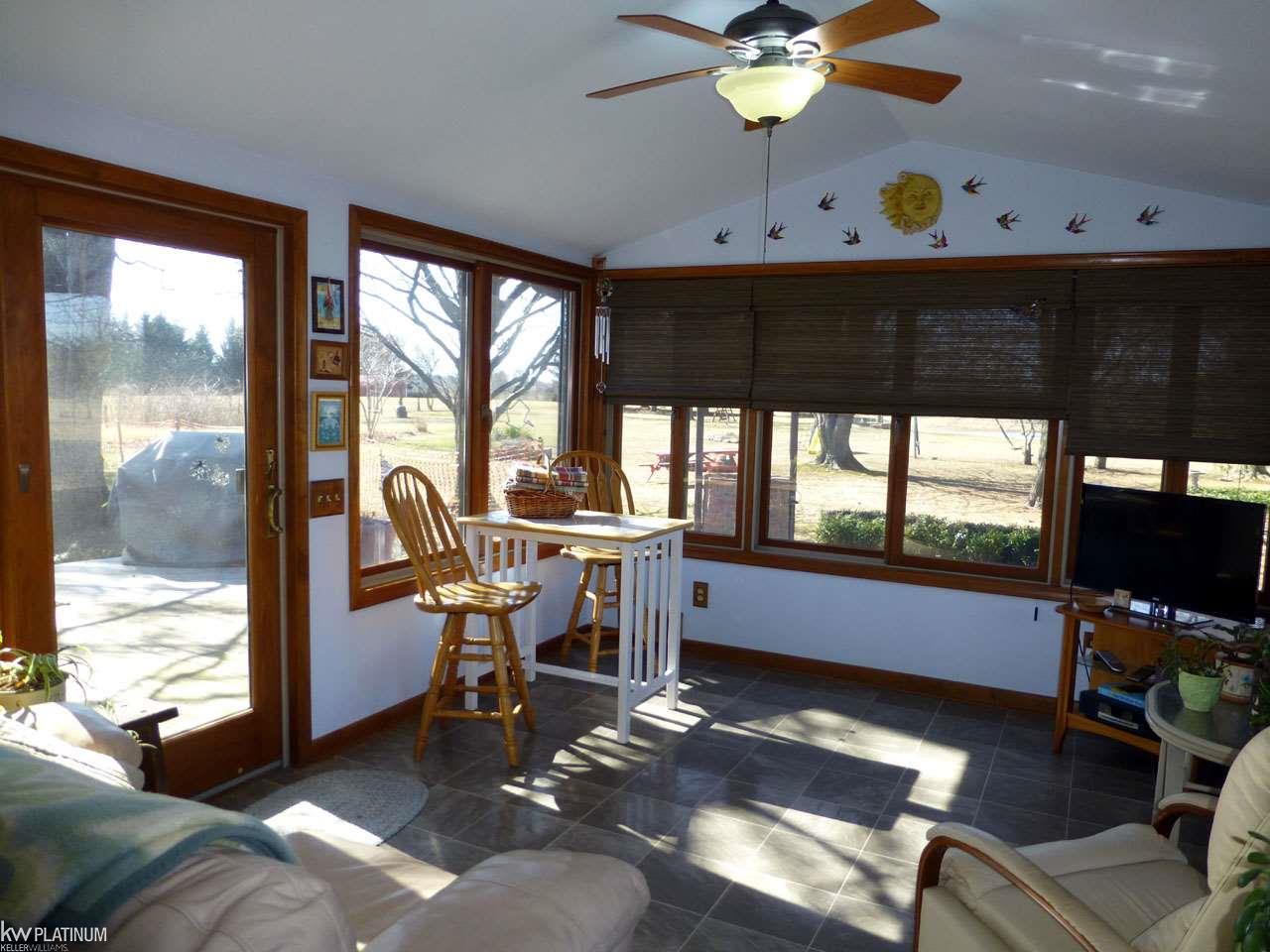 1928 Stoddard Road Richmond, MI 48062 - Photo 27 of 48 31341028-26.JPG