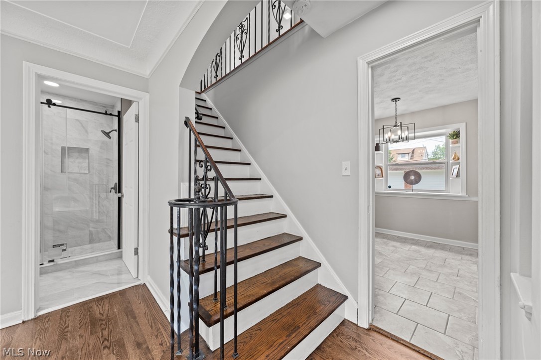 3601 Tullamore Road University Heights, OH 44118 - Photo 23 of 45