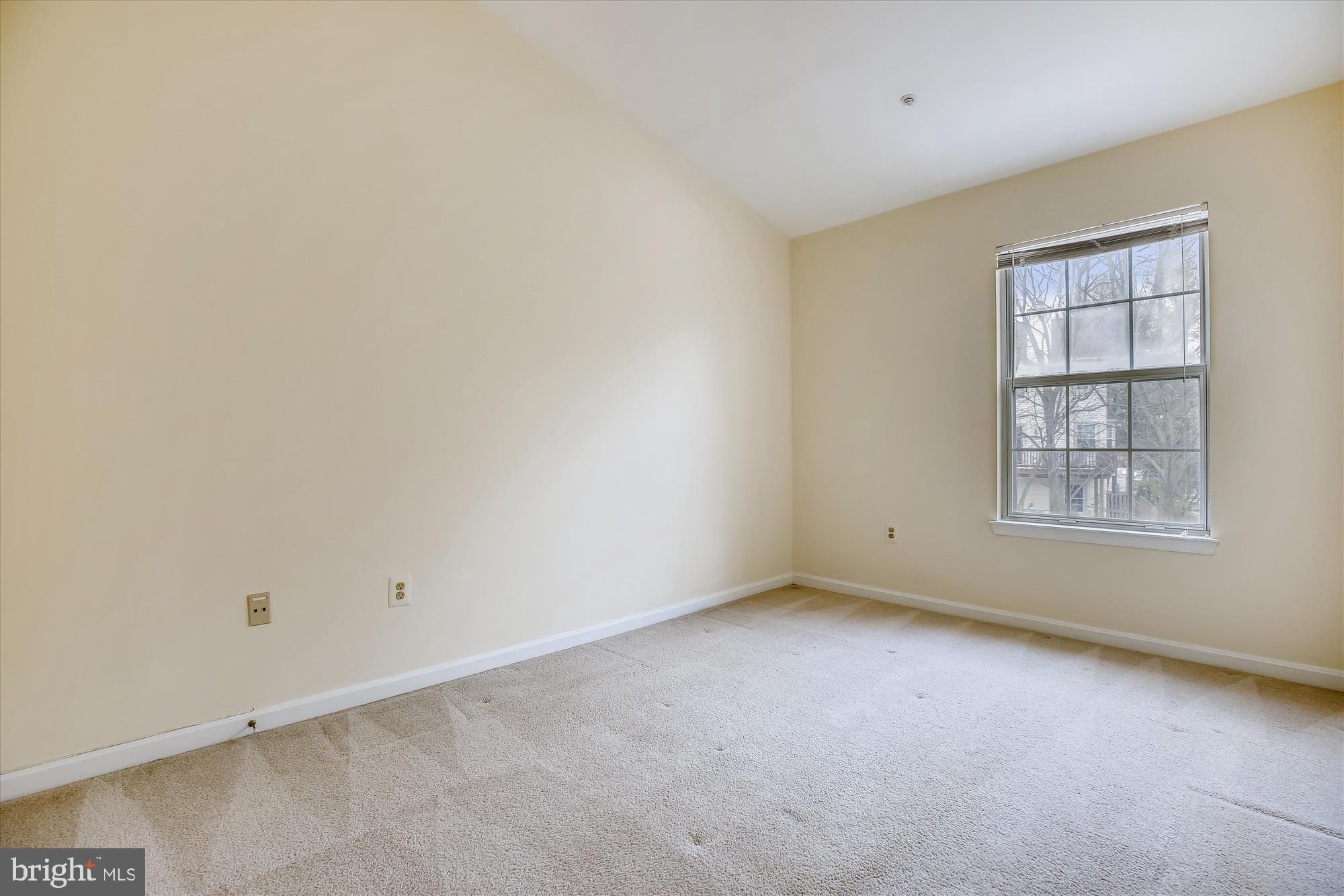 11242 Watermill Lane Silver Spring, MD 20902 - Photo 22 of 30 Bedroom 3