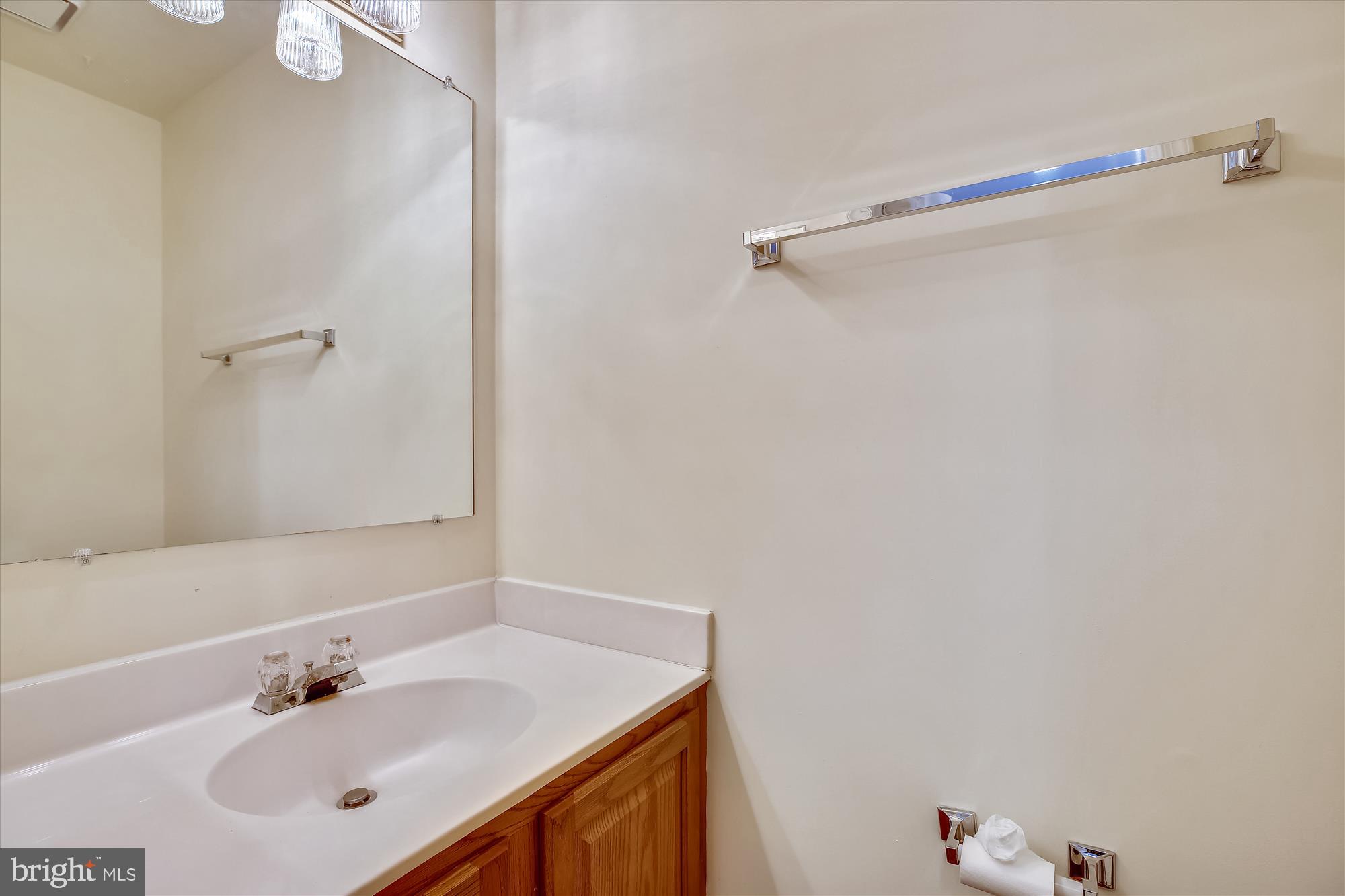 11242 Watermill Lane Silver Spring, MD 20902 - Photo 5 of 30 Powder Room off Foyer