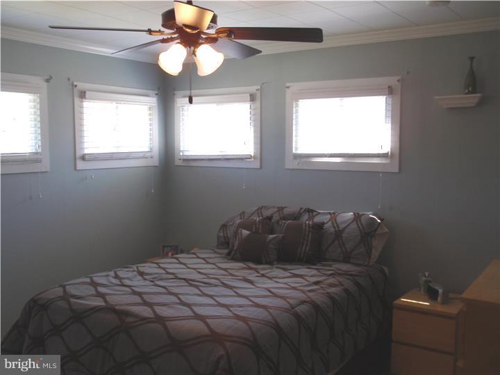 264 Yorkshire Road Fairless Hills, PA 19030 - Photo 12 of 16 Bedroom - Main