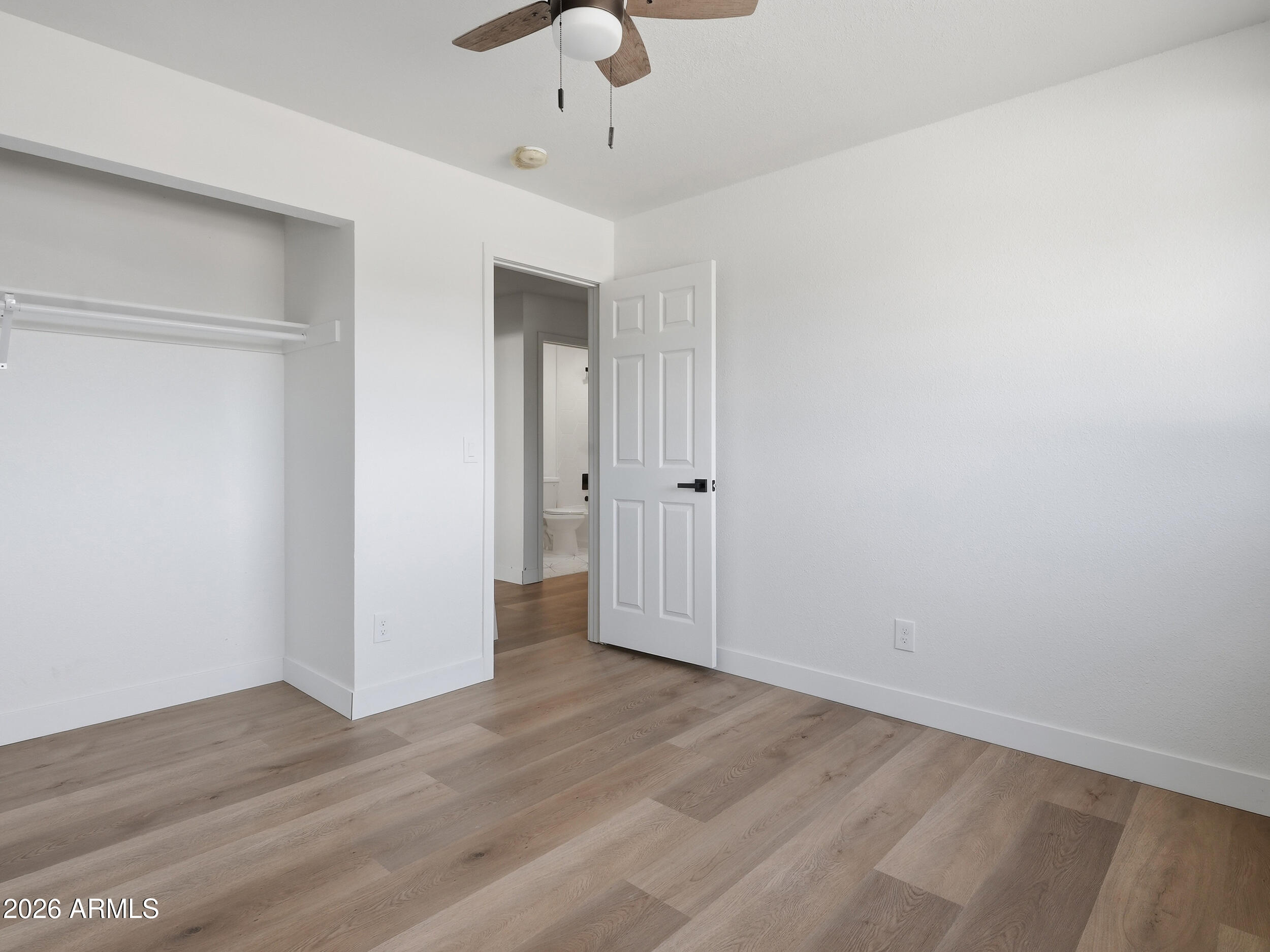 3327 West Charter Oak Road Phoenix, AZ 85029 - Photo 10 of 22