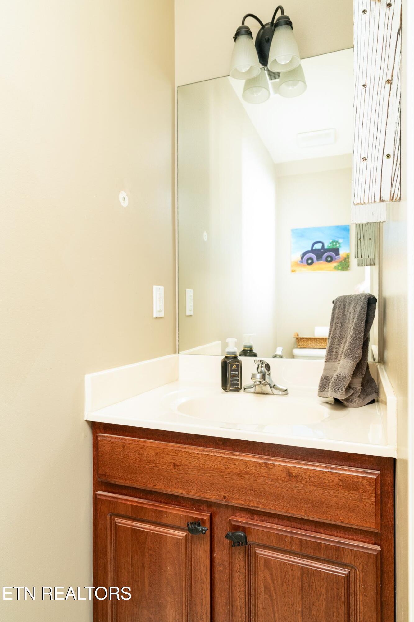 524 Allensville Road, Unit 28 Sevierville, TN 37876 - Photo 13 of 15 Half Bathroom