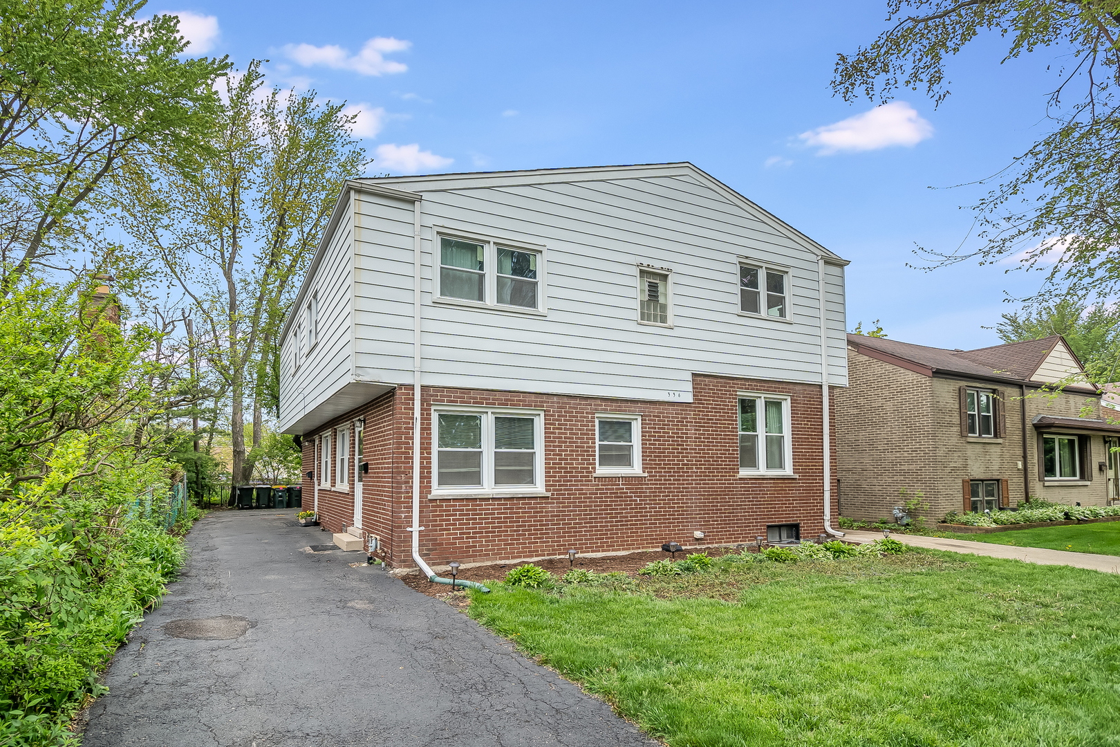 336 East Quincy Street Riverside, IL 60546 - Photo 1 of 24