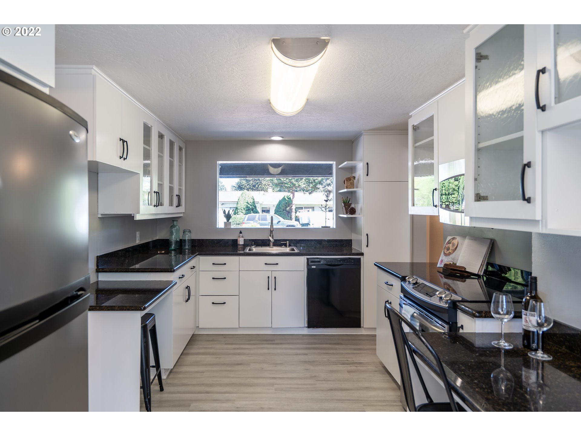 37 Crosby Avenue Springfield, OR 97477 - Photo 17 of 32 Gallery Image 17