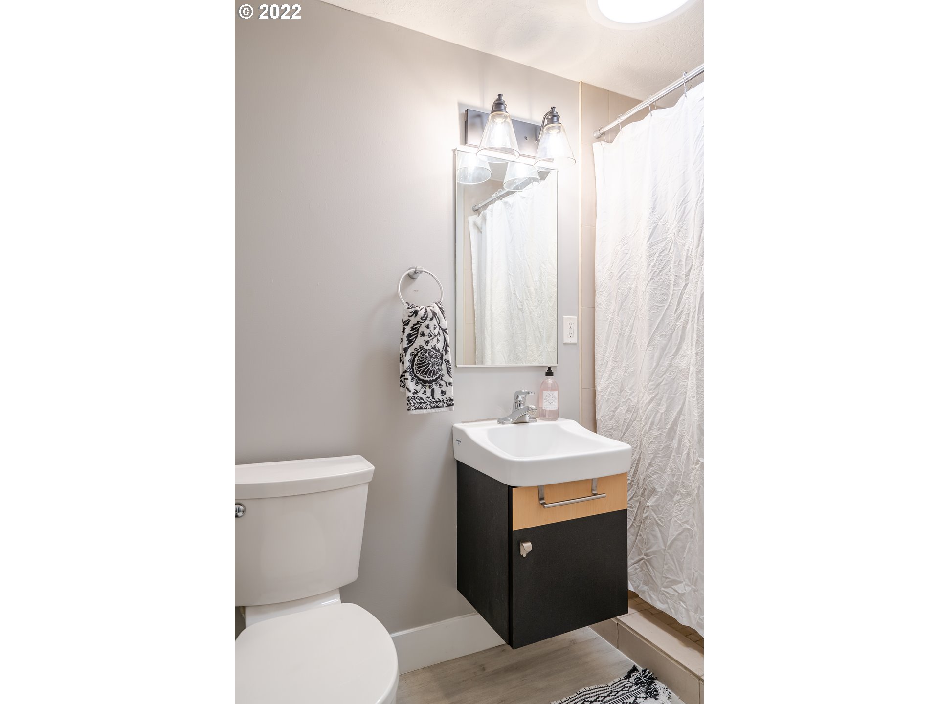 37 Crosby Avenue Springfield, OR 97477 - Photo 25 of 32 Gallery Image 25