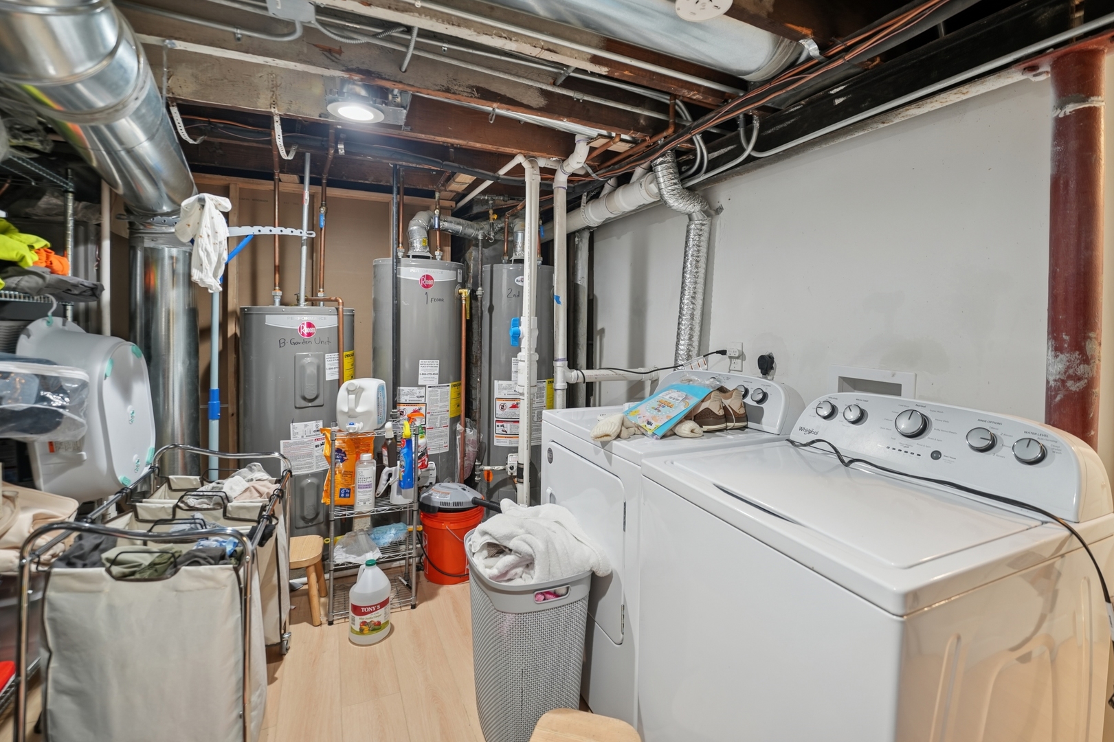 4954 West Byron Street Chicago, IL 60641 - Photo 21 of 33 a utility room with dryer and washer