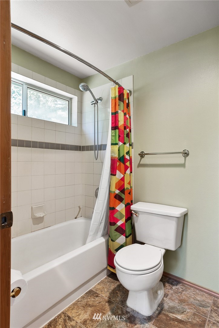 15426 49th Avenue Southeast Bothell, WA 98012 - Photo 20 of 35