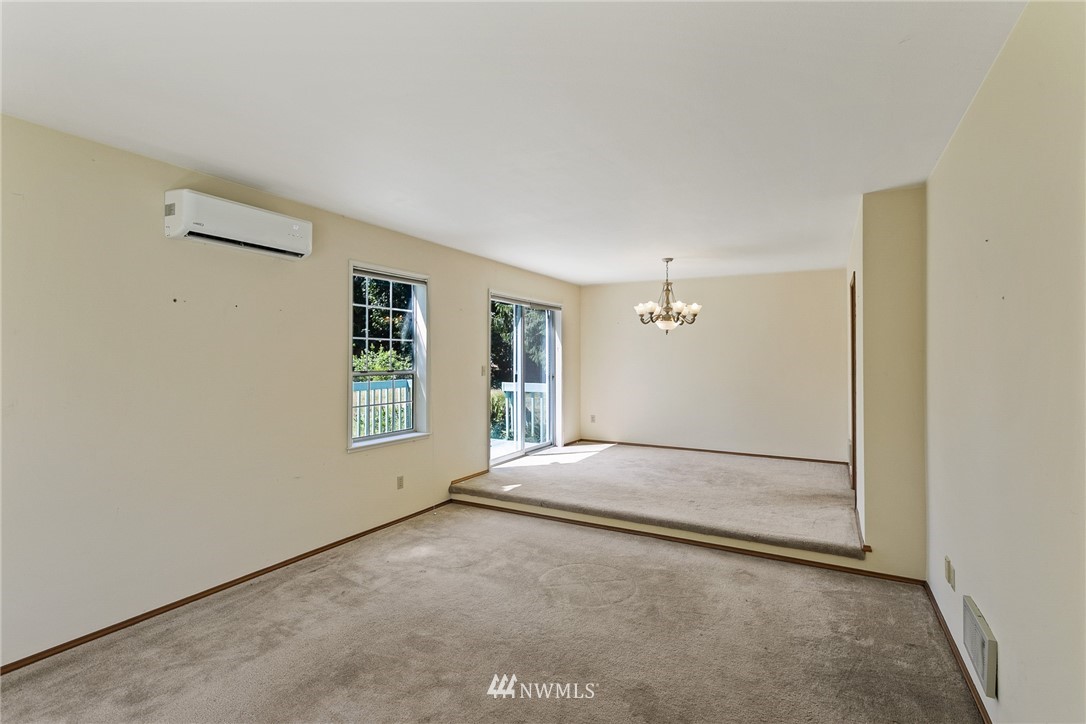 15426 49th Avenue Southeast Bothell, WA 98012 - Photo 6 of 35