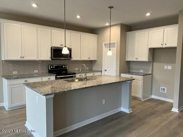 3672 Eagle Rock Road Middleburg, FL 32068 - Photo 3 of 22 kitchen
