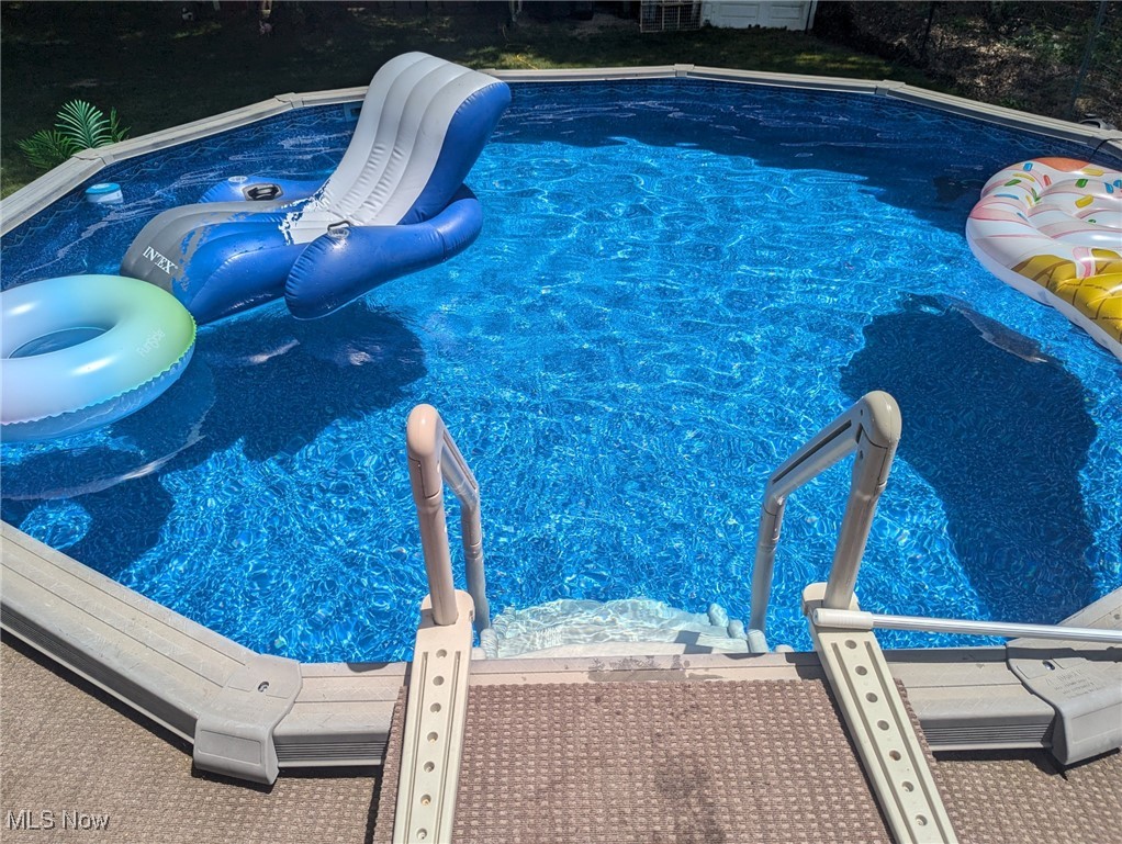 240 Spring Creek Road Northfield, OH 44067 - Photo 32 of 39 View of swimming pool