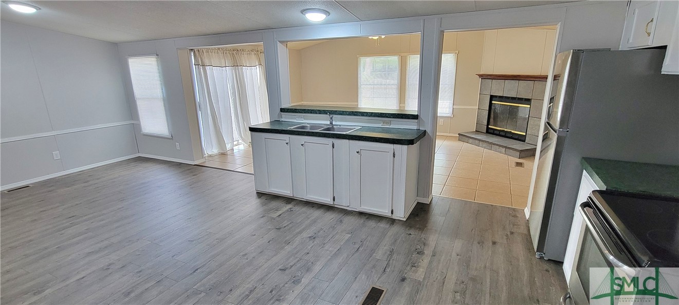 500 Red Bird Drive Springfield, GA 31329 - Photo 4 of 40