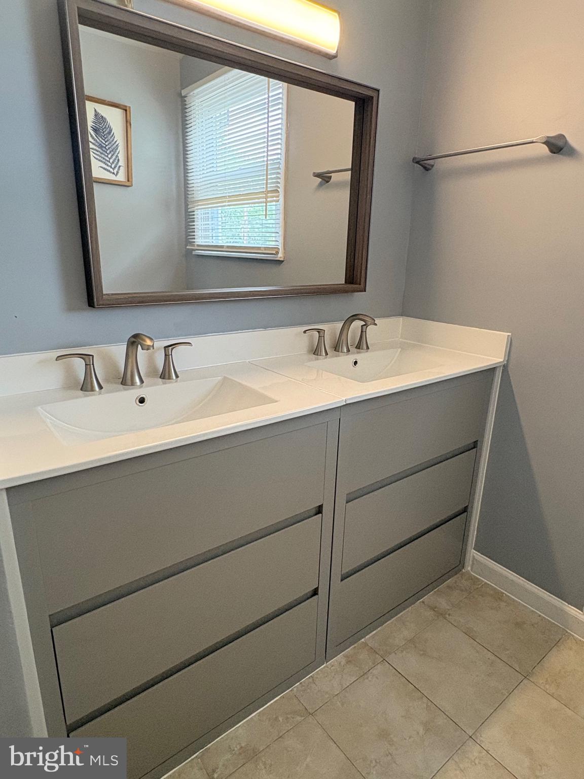 109 Surrey Road Voorhees, NJ 08043 - Photo 32 of 43