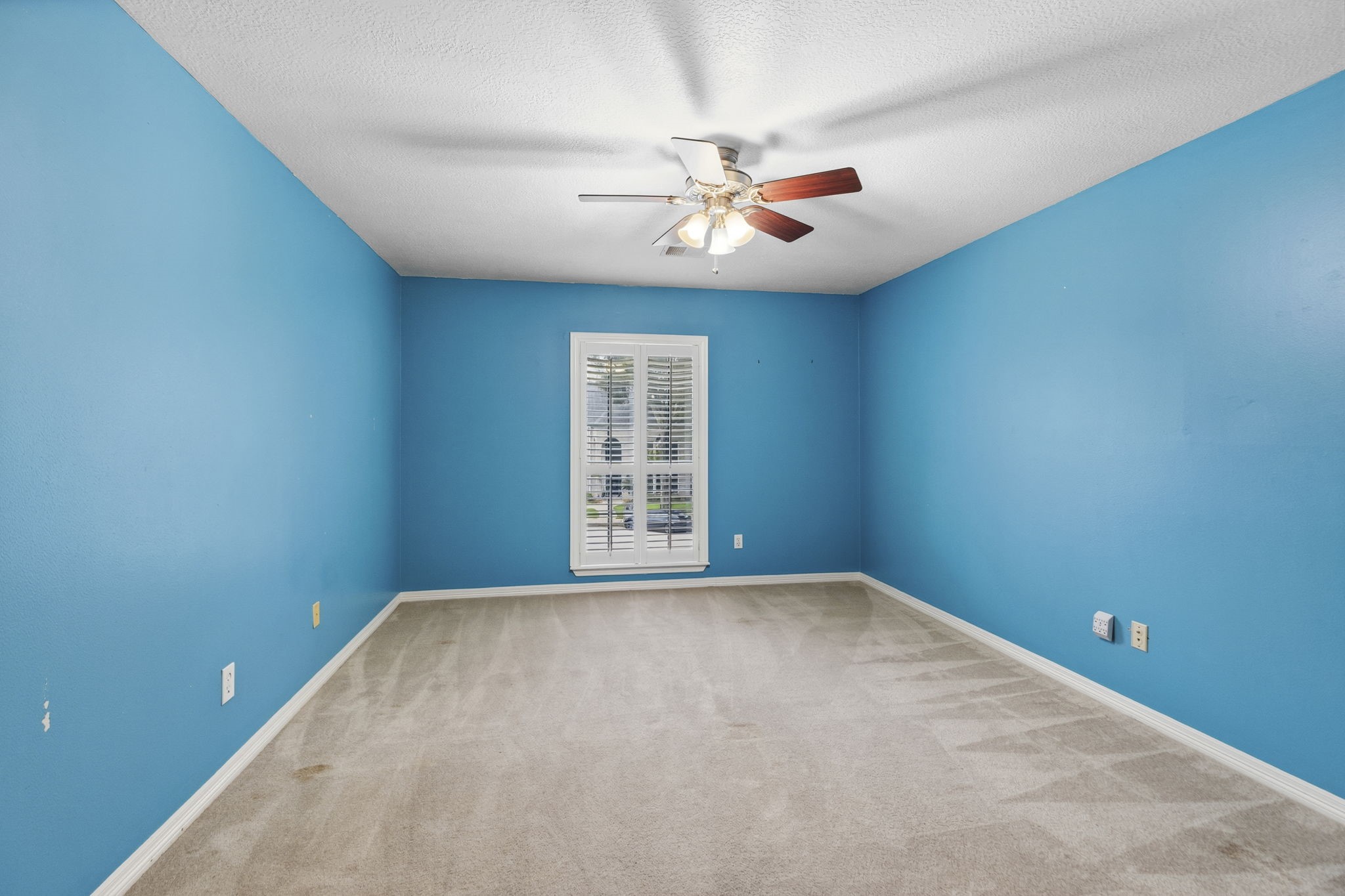 18310 Pamela Way Spring, TX 77379 - Photo 31 of 42 Front upstairs bedroom.