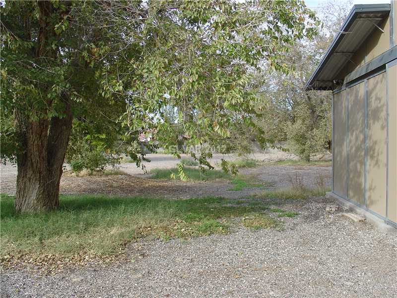 5600 South Gateway Road Las Vegas, NV 89120 - Photo 6 of 26 Stable/Barn.