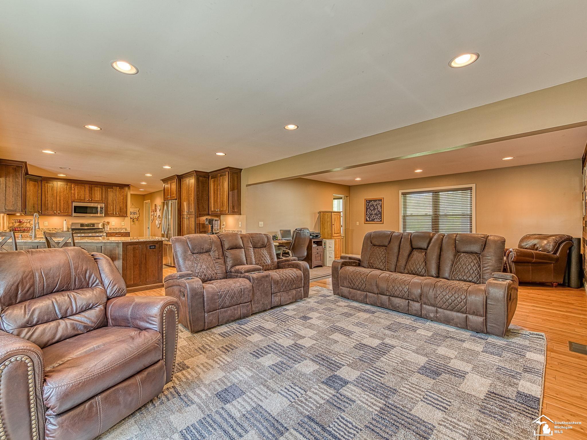 2755 Samaria Road Temperance, MI 48182 - Photo 13 of 62
