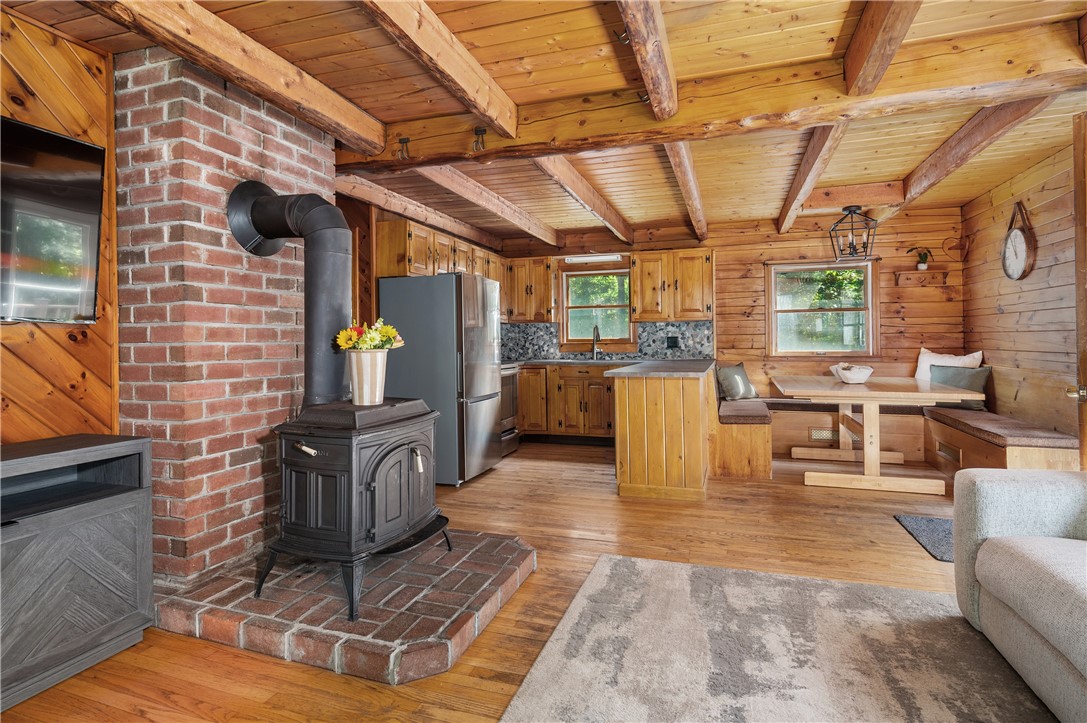 450 Franklin Road Coventry, RI 02816 - Photo 16 of 50