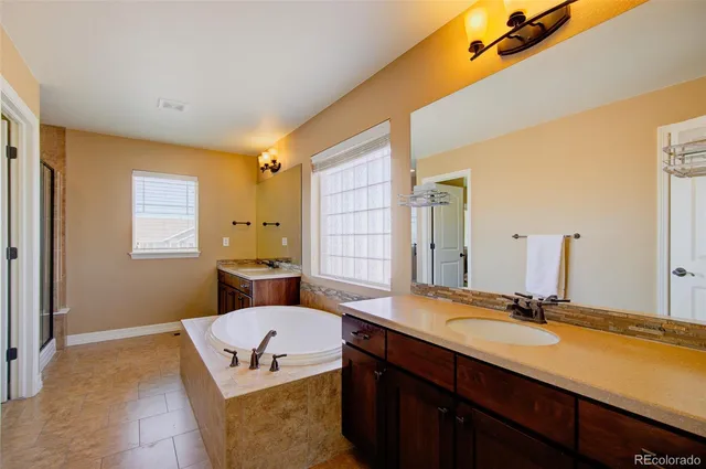 $735,000 | 25994 East Peakview Place, Aurora, CO 80016