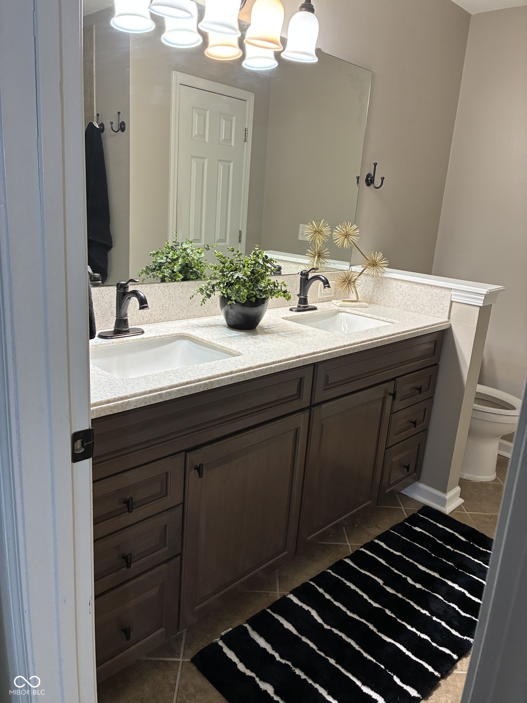 10497 Silver Ridge Circle Fishers, IN 46038 - Photo 19 of 31